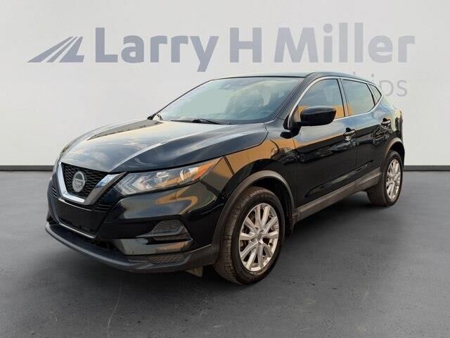 2020 Nissan Rogue Sport S — photo 1 of 7