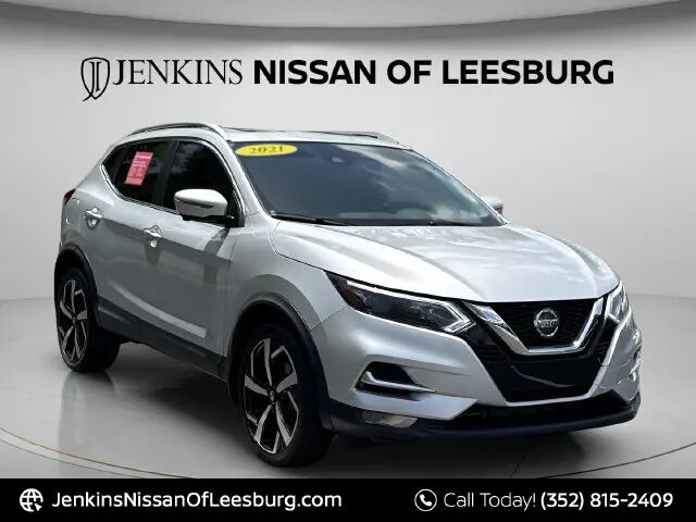 2021 Nissan Rogue Sport SL — photo 1 of 13