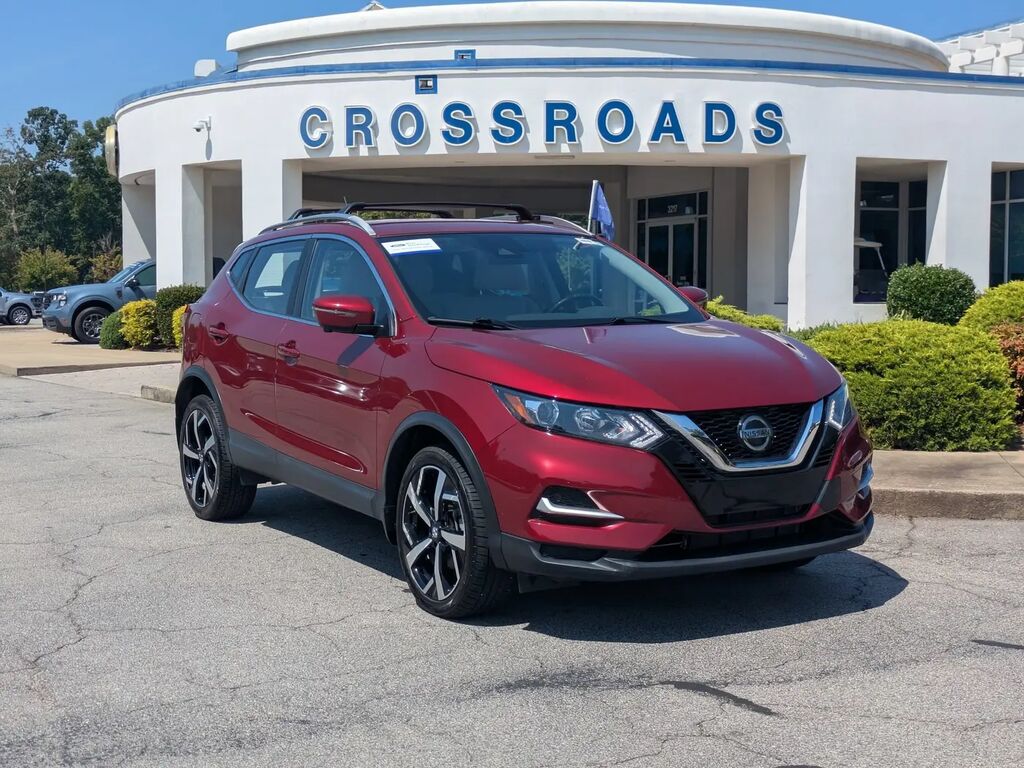 2021 Nissan Rogue Sport SL — photo 1 of 13