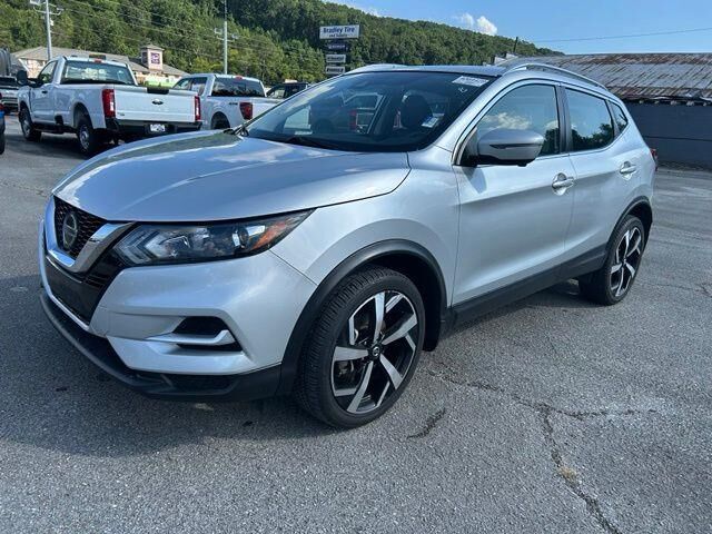 2022 Nissan Rogue Sport SL