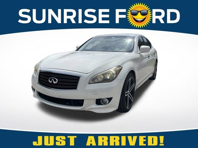 2011 INFINITI M37 Base — photo 1 of 13