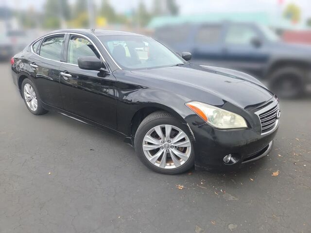 2011 INFINITI M37 Base