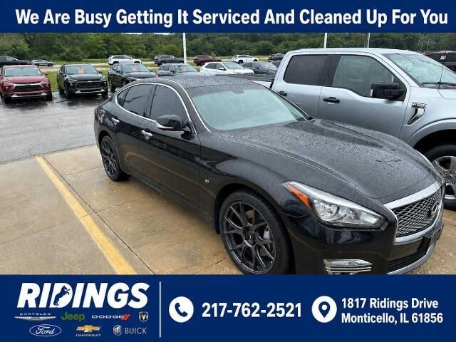2019 INFINITI Q70 3.7 Luxe