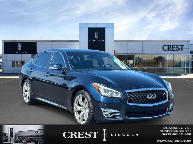 2017 INFINITI Q70L 3.7