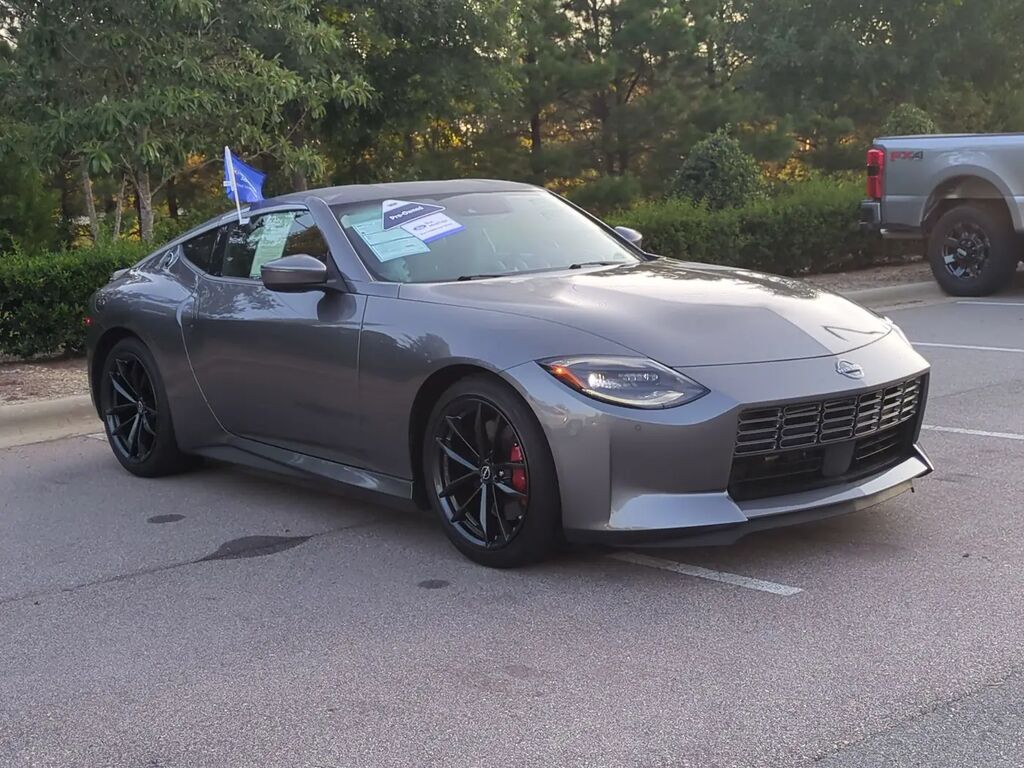 2025 Nissan Z Performance — photo 1 of 13