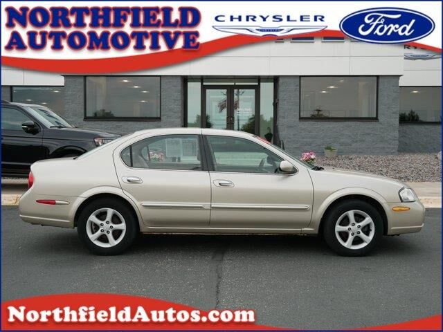 2000 Nissan Maxima SE