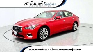 2023 INFINITI Q50 LUXE