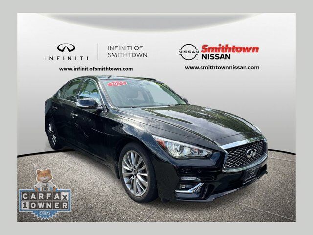 2023 INFINITI Q50 LUXE