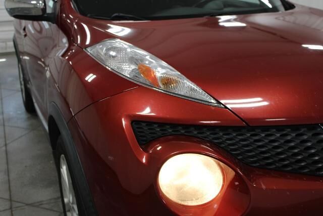 2013 Nissan JUKE S — photo 1 of 2