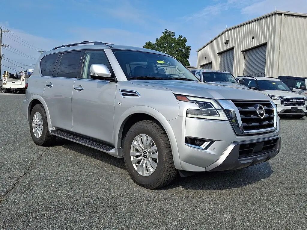 2022 Nissan Armada S — photo 1 of 13