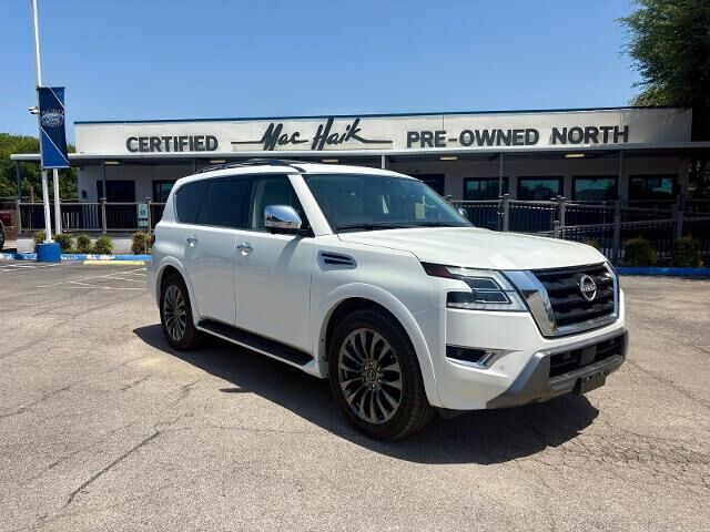 2023 Nissan Armada Platinum — photo 1 of 13