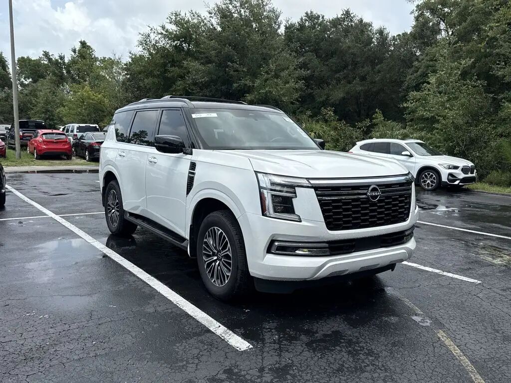 2025 Nissan Armada Platinum — photo 1 of 6