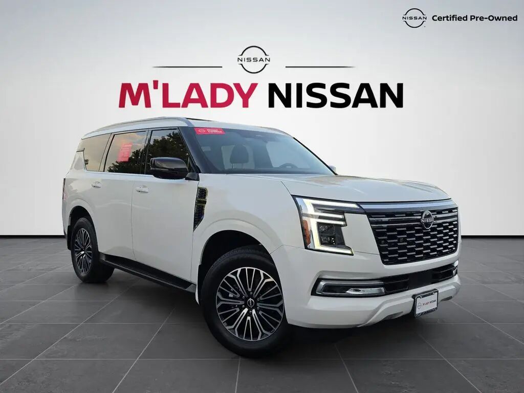 2025 Nissan Armada Platinum — photo 1 of 13