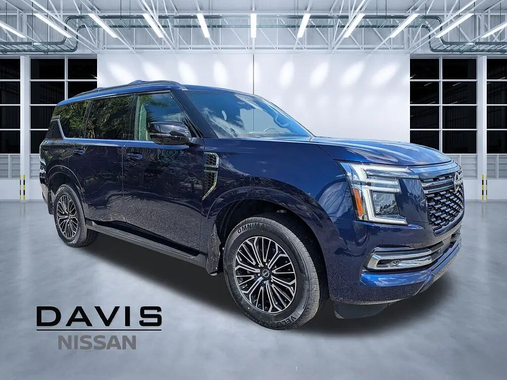 2025 Nissan Armada Platinum — photo 1 of 13