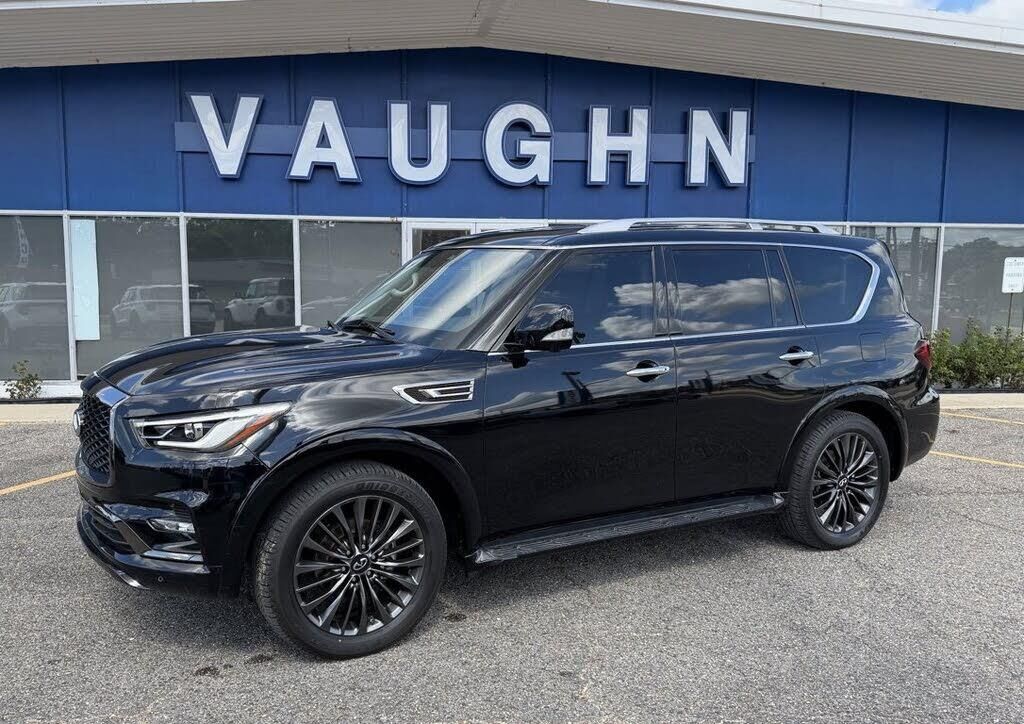 2023 INFINITI QX80 Premium Select — photo 1 of 1