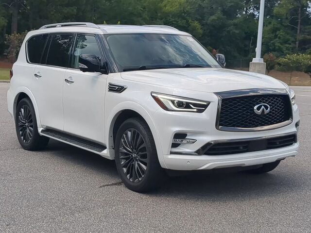 2022 INFINITI QX80 Premium Select