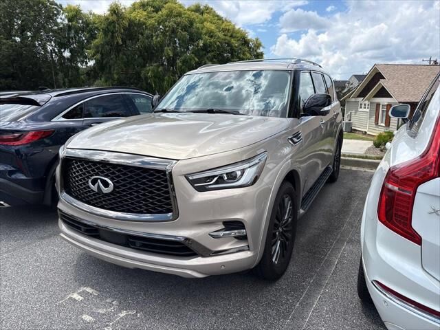 2022 INFINITI QX80 Premium Select