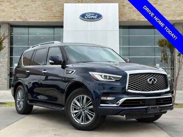 2022 INFINITI QX80 Luxe — photo 1 of 1