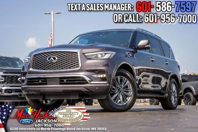 2022 INFINITI QX80 Luxe