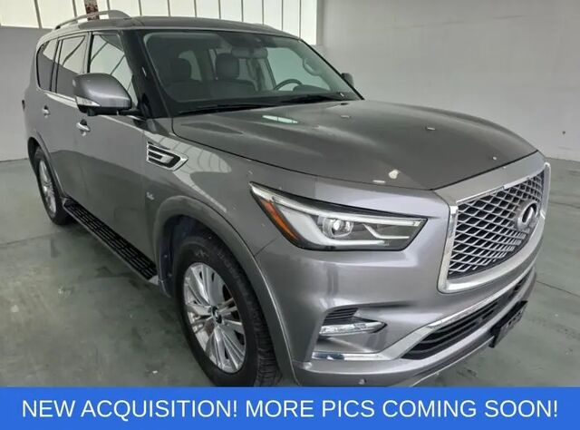 2019 INFINITI QX80 Luxe — photo 1 of 8