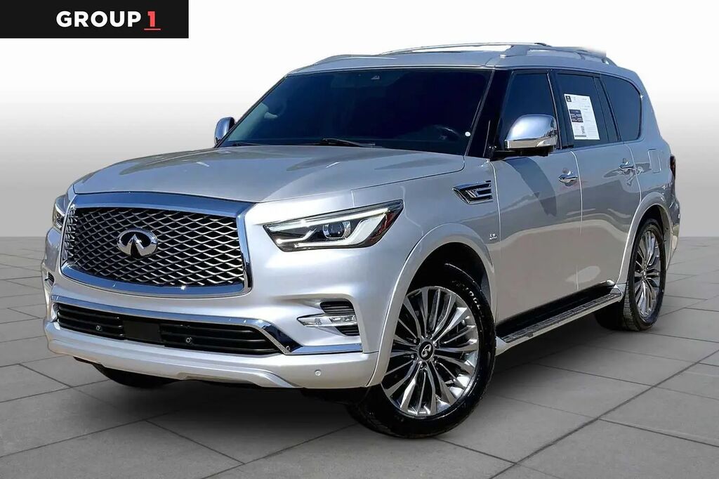 2019 INFINITI QX80 Luxe — photo 1 of 12
