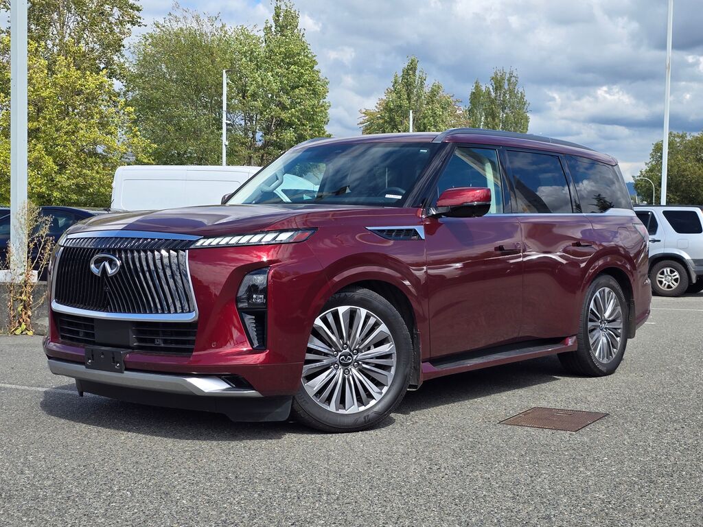 2025 INFINITI QX80 Luxe — photo 1 of 13
