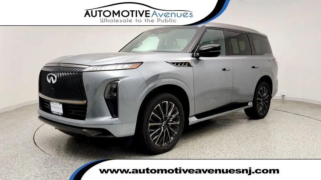 2025 INFINITI QX80 Autograph — photo 1 of 6
