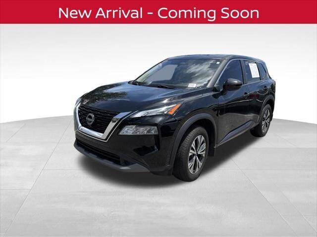 2022 Nissan Rogue SV — photo 1 of 5