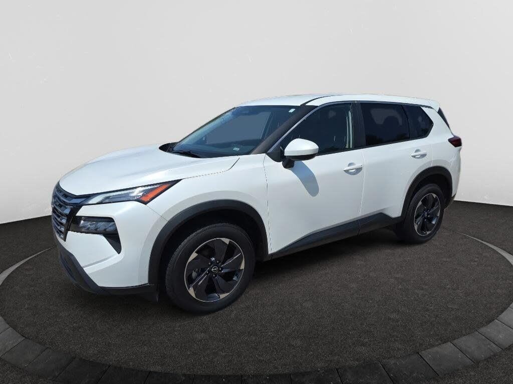 2025 Nissan Rogue SV — photo 1 of 1