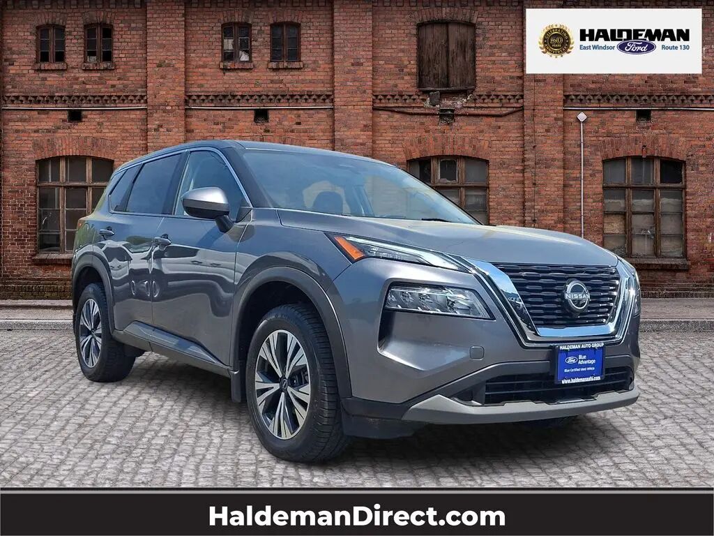 2023 Nissan Rogue SV — photo 1 of 1