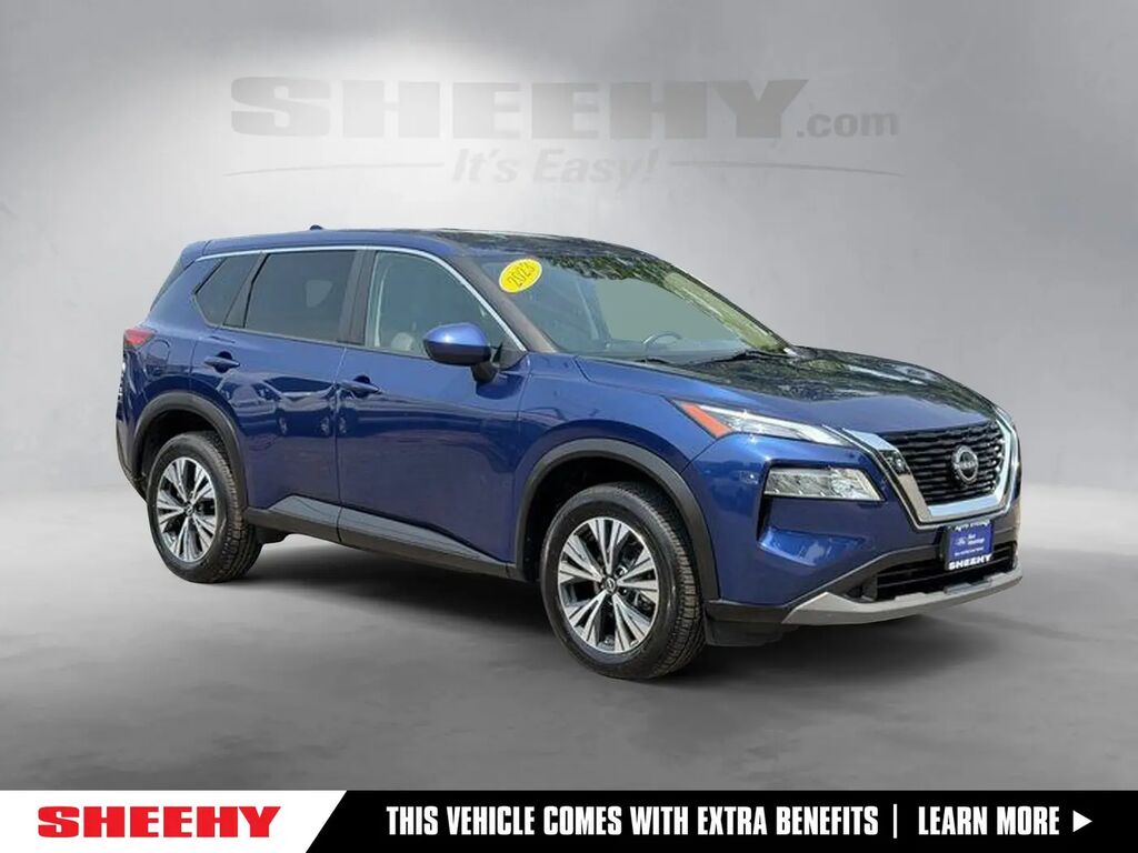 2023 Nissan Rogue SV — photo 1 of 10