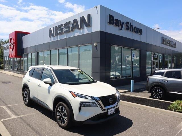 2023 Nissan Rogue SV — photo 1 of 13