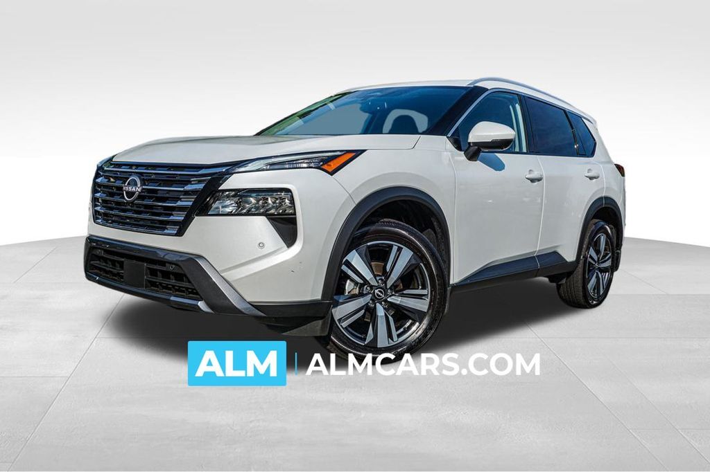 2025 Nissan Rogue SL — photo 1 of 13