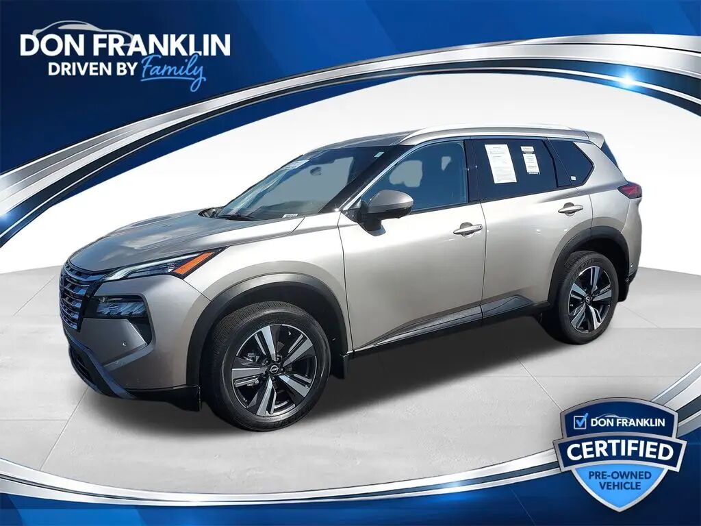 2025 Nissan Rogue SL — photo 1 of 13