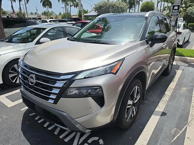 2025 Nissan Rogue SL