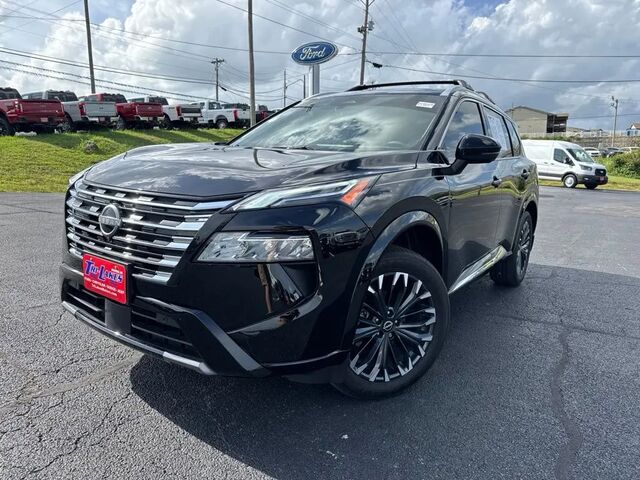 2025 Nissan Rogue Platinum
