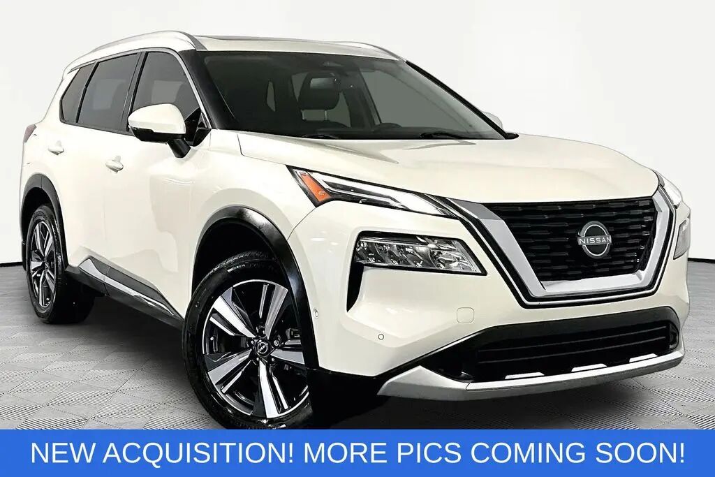 2023 Nissan Rogue Platinum — photo 1 of 13