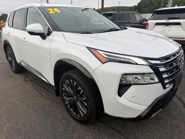 2024 Nissan Rogue Platinum