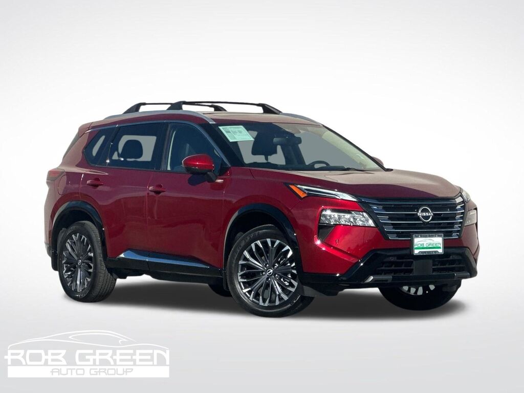 2025 Nissan Rogue Platinum — photo 1 of 13