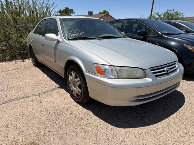 2000 Toyota Camry CE — photo 1 of 7