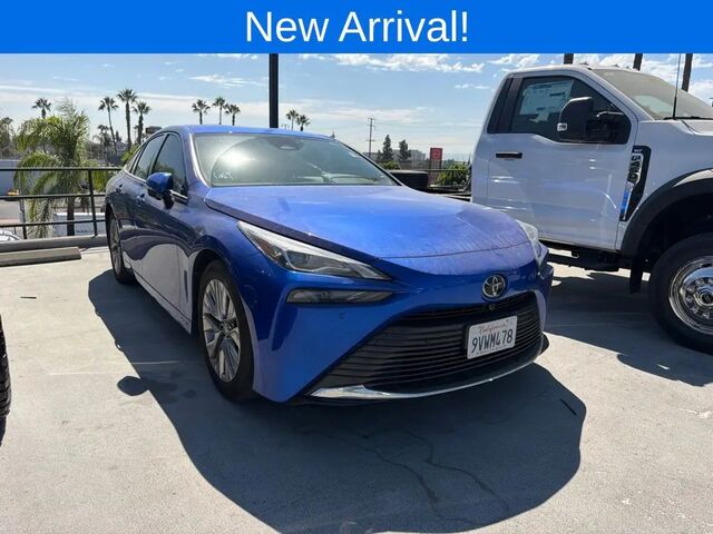 2025 Toyota Mirai XLE