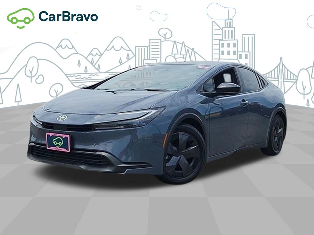 2025 Toyota Prius LE — photo 1 of 6