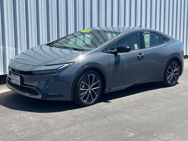 2024 Toyota Prius LE