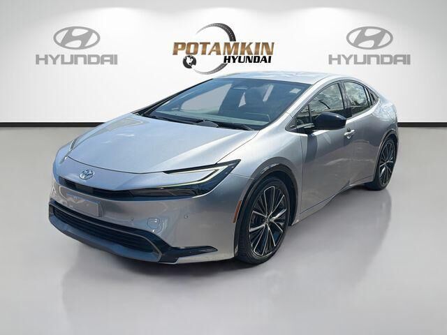 2023 Toyota Prius XLE