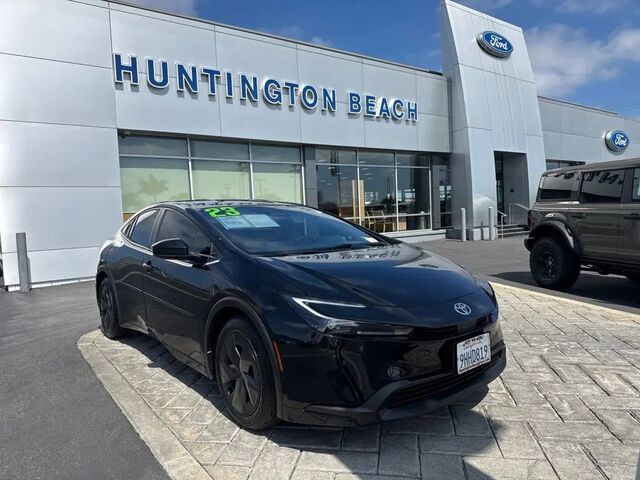 2023 Toyota Prius LE