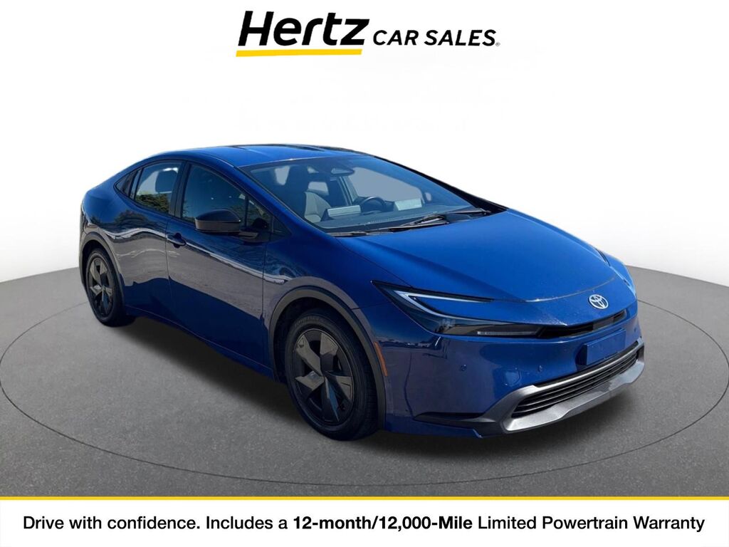 2023 Toyota Prius LE — photo 1 of 1