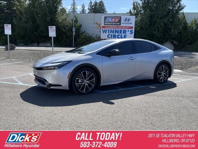 2024 Toyota Prius LE