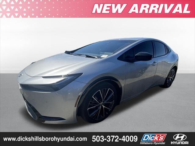 2024 Toyota Prius LE