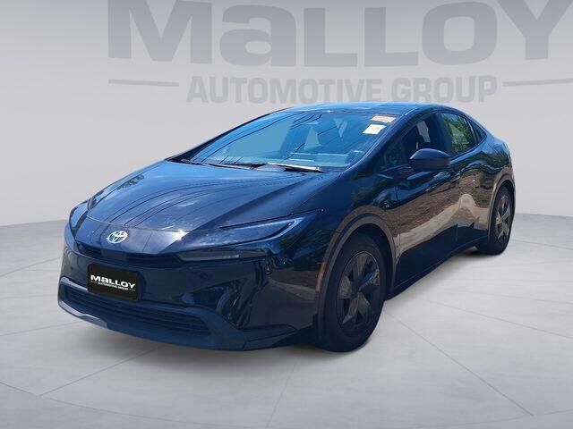 2025 Toyota Prius LE