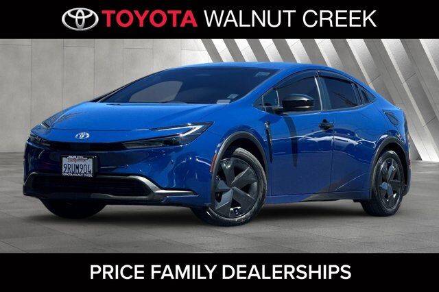 2024 Toyota Prius LE